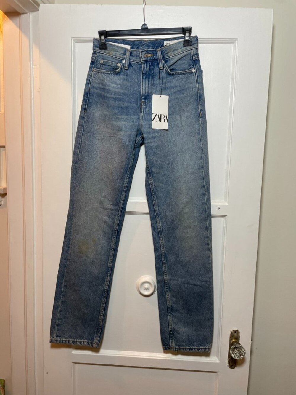 Zara Mid Rise Straight jeans in "Antique Indigo" wash - Size 0 - NWT